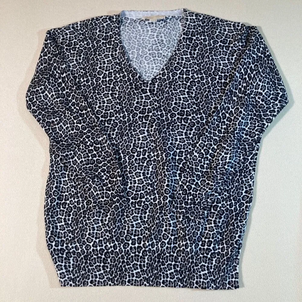 Michael Kors Sweater XL Black/Grey Animal Print V-Neck Soft Knit Casual Pullover